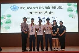 这下真是把足球踢成了艺术