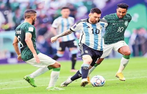 意甲-帕夫洛维奇建功迪巴拉失点 AC米兰1-0胜罗马