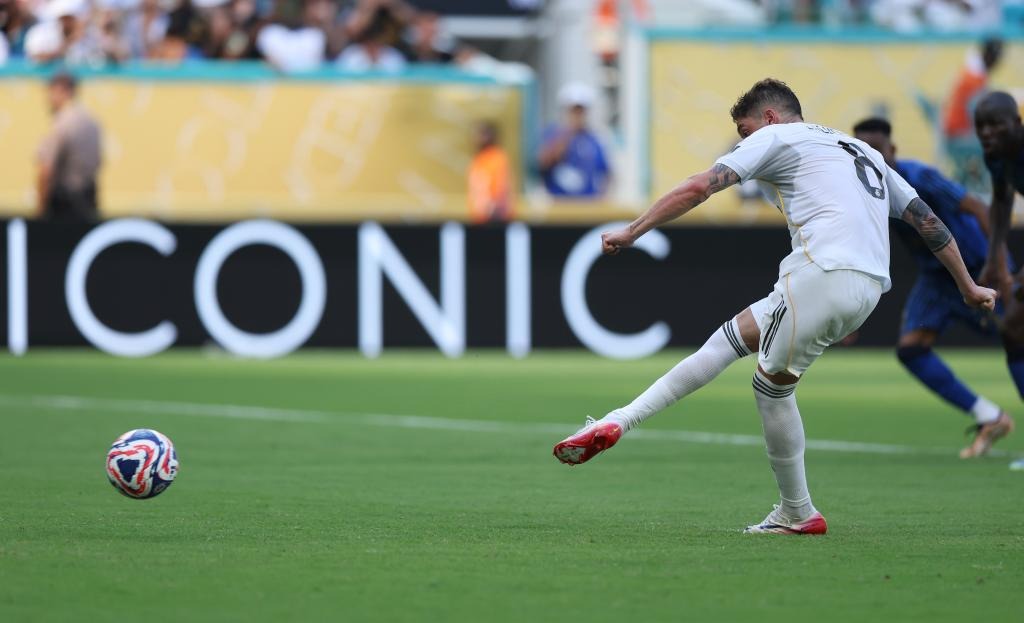 钓鱼宫斗两手抓？女尊爽文向像素RPG《欺神弄鬼》EA上线Steam平台