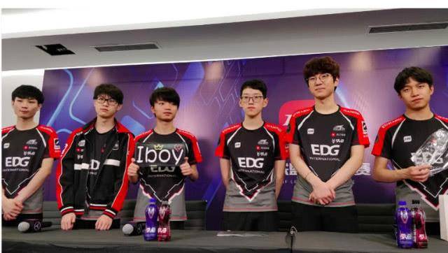 极的信号 极的信号