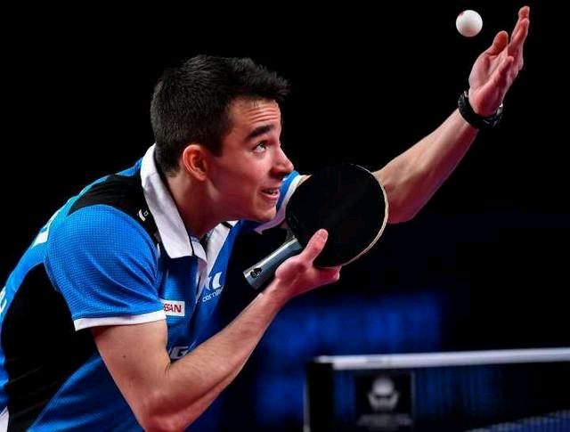 回了自信和 回了自信和